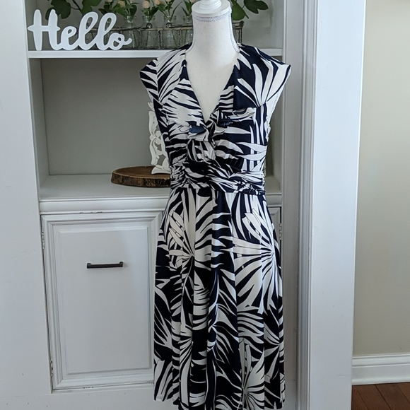 Evan Picone Dresses & Skirts - ⭐HOST PICK⭐Petite Dress